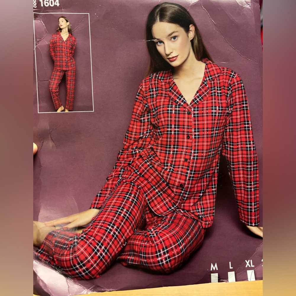 Plaid Red Women's Pajama Set